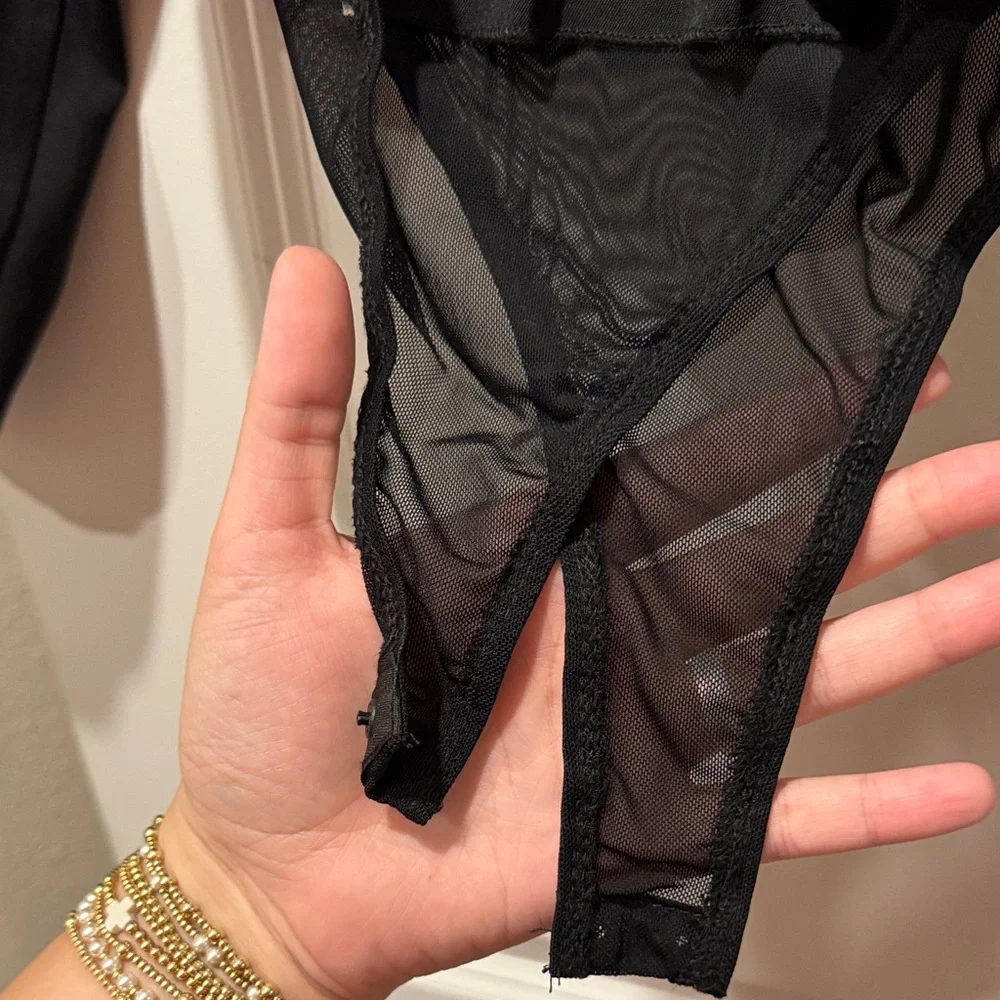 Entro Black Ruffled Bodysuit - Picture 3 of 5